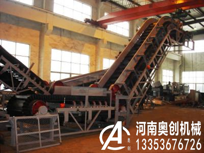 大傾角皮帶輸送機生產(chǎn)廠家定制 大傾角皮帶輸送機生產(chǎn)廠家定制